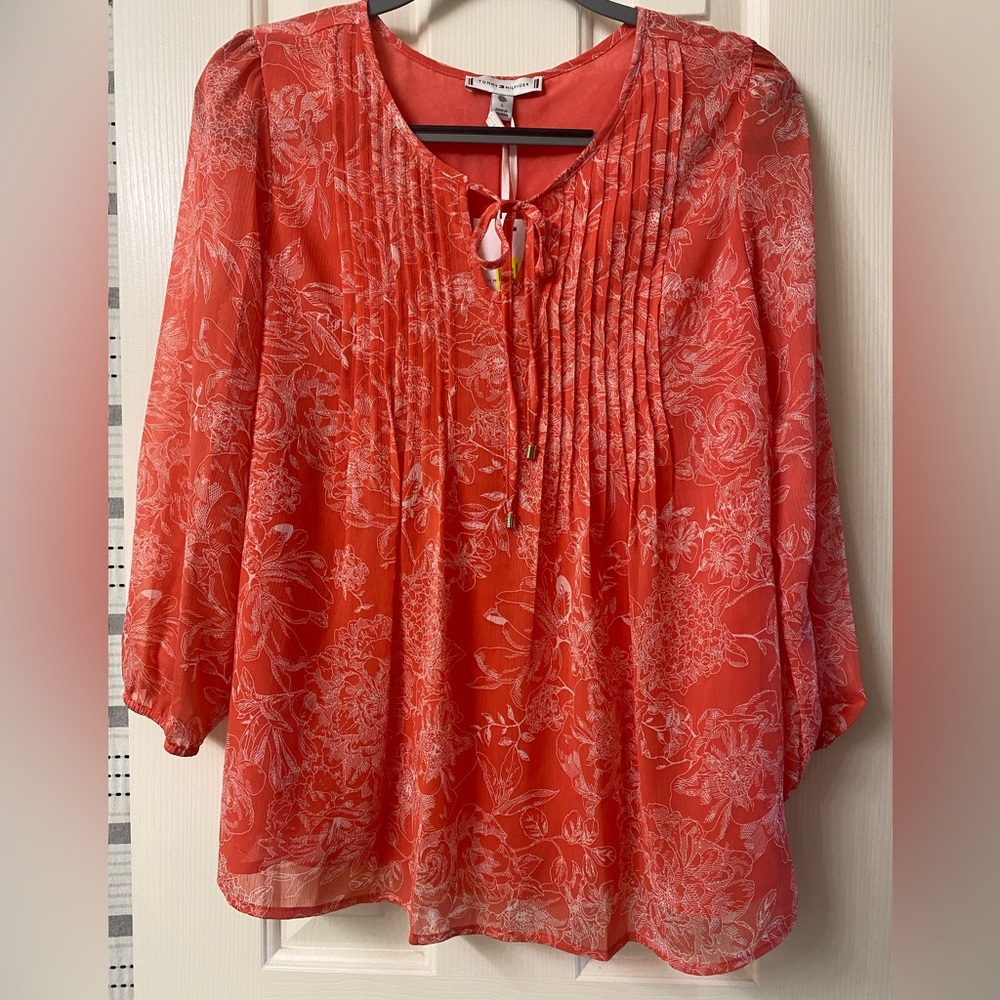 Tommy Hilfiger Coral Floral Blouse Size Small NWT